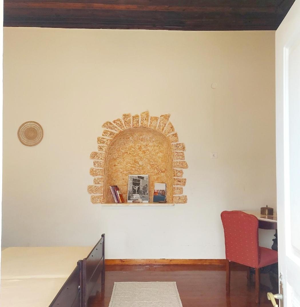 Christina'S Stone House Apartment Hidra Exterior foto